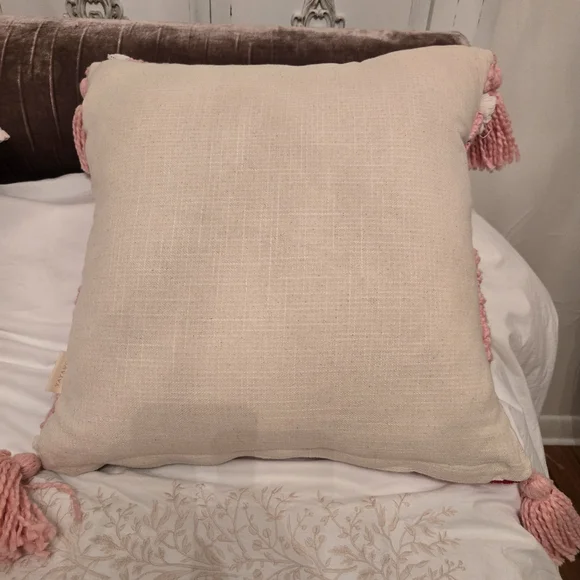 Yaya & Co X Dani Klaric Blossom Pillow Valentines Day - Picture 3 of 6